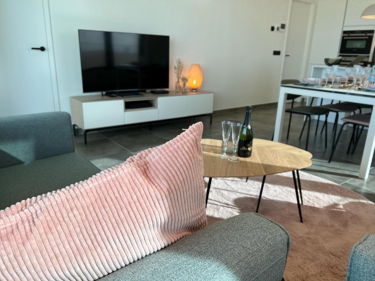 Coolsea3 - Modern Appartment Остенде Экстерьер фото